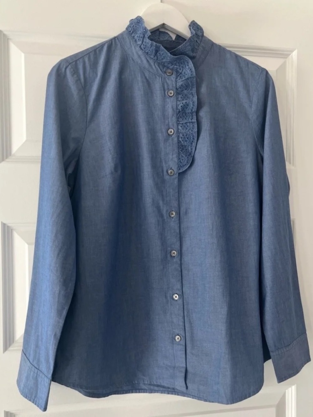 JCREW FACTORY Eyelet Ruffle Embellished Button- Up Shirt Sz M